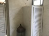 douche, badkamer, bad, tadelakt, mortex, microcement, verf, verven, schilder, schilderen, schilderwerken, decoratie, decoratiewerken, interieur, interieur architect, creatief, stijlvol, exclusief, kwaliteit, binnenhuis, wanden, muren, behang, kleur, kleuren, kleuradvies, modern, strak, landelijk, klassiek, kalverf, kalei, scandinavisch, frans, italiaans, design, natuurlijk, mineraal, decoratief, kinderkamer, slaapkamer, living, keuken, eetkamer, inkom, restaurant, bar, lounge, winkel, peinture, murs, peint, couleur, emma geers